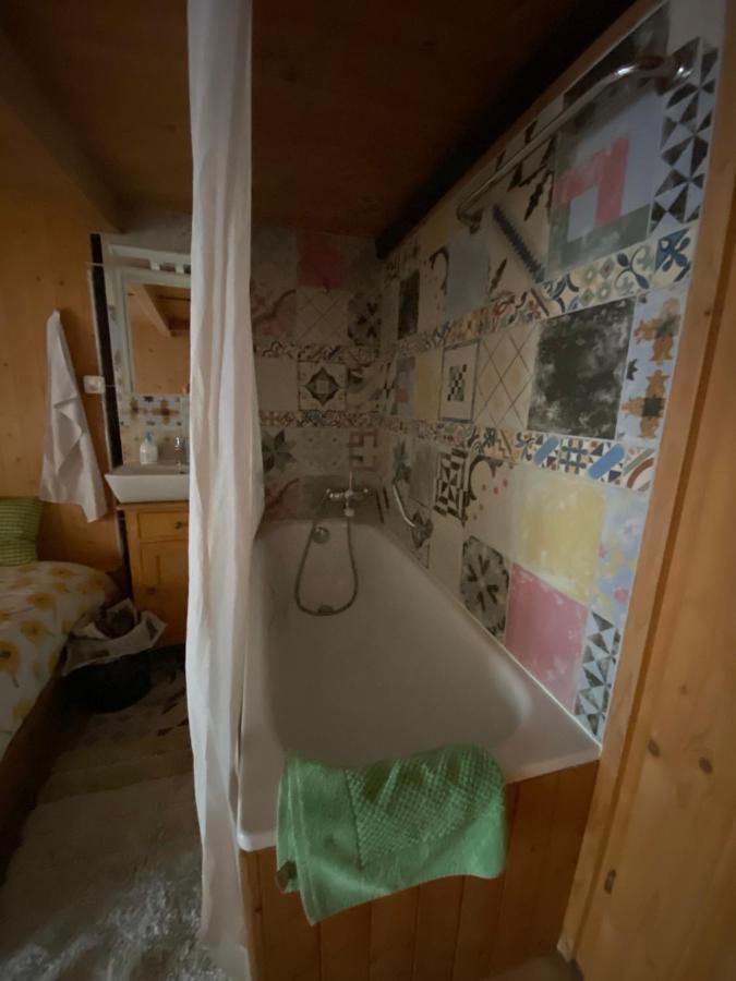 Bed and Breakfast Casa Vegana Trun Zewnętrze zdjęcie