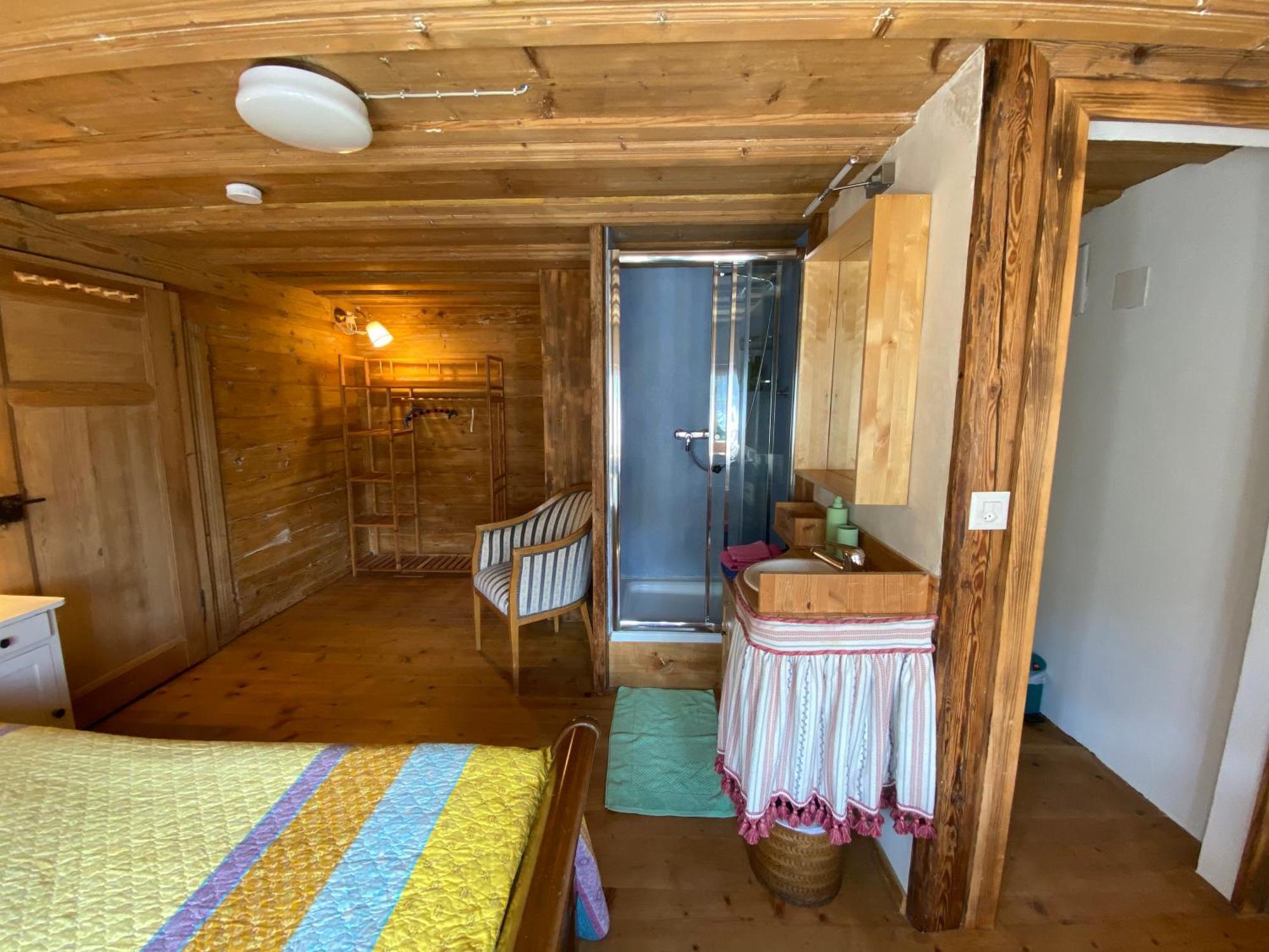 Bed and Breakfast Casa Vegana Trun Zewnętrze zdjęcie